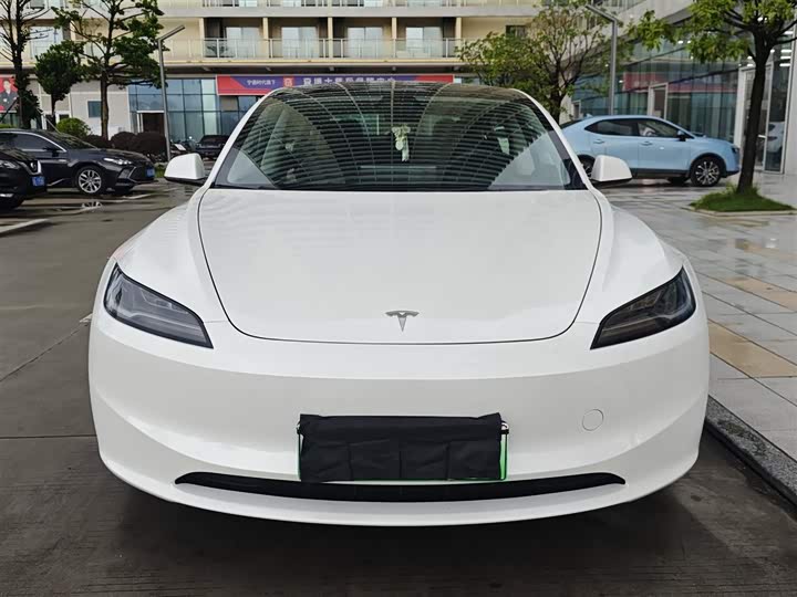 Tesla Model 3, 2024 — фото 3 из 9