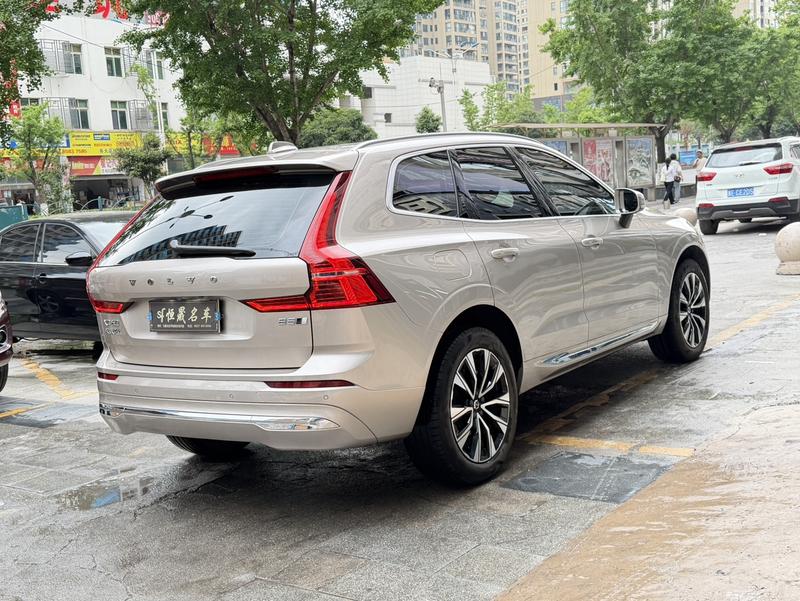 Volvo XC60, 2024 — фото 6 из 10