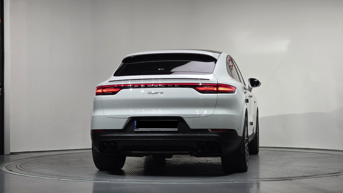 Porsche Cayenne, 2023 — фото 4 из 12