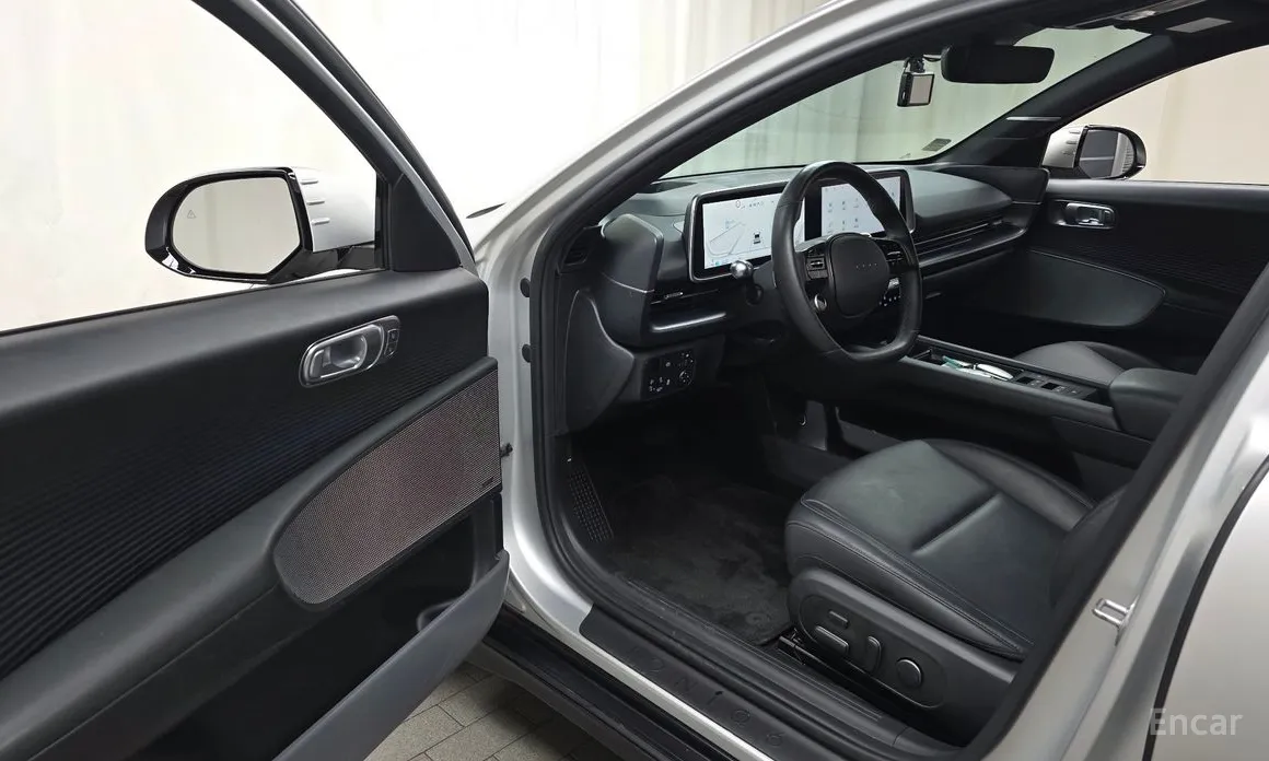 Hyundai Ioniq 6, 2023 — фото 10 из 12