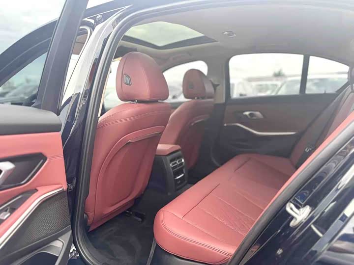 BMW 3 Series, 2022 — фото 6 из 9