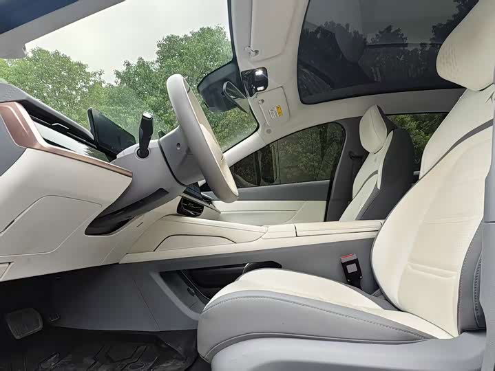 Dongfeng Yipai eπ 007, 2024 — фото 4 из 9