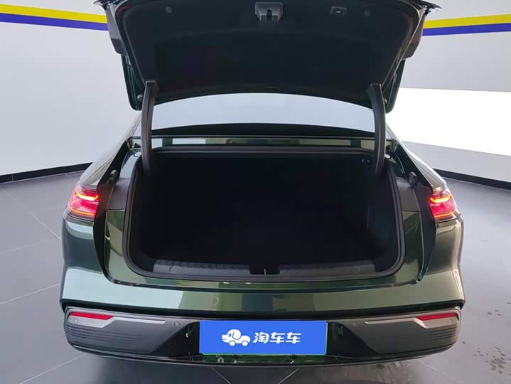 Geely Galaxy Starshine 8 EM-i, 2025 — фото 4 из 9