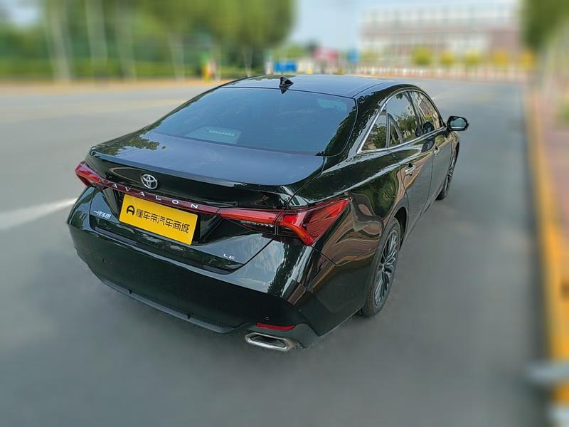 Toyota Avalon, 2022 — фото 2 из 12