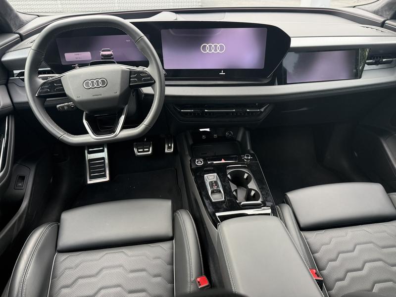 Audi Q6L e-tron, 2025 — фото 8 из 12
