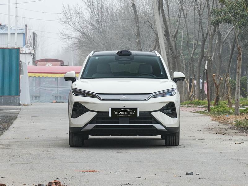 BYD Song Ultra EV, 2026 — фото 2 из 9