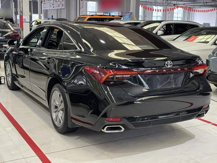 Toyota Avalon, 2021 — фото 5 из 9
