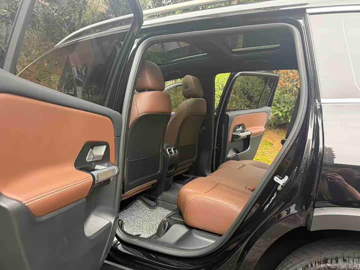 Mercedes-Benz GLB-Class, 2024 — фото 7 из 9