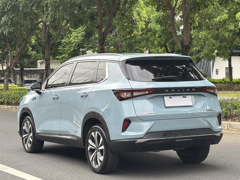 Wuling Asta, 2024 — фото 5 из 12