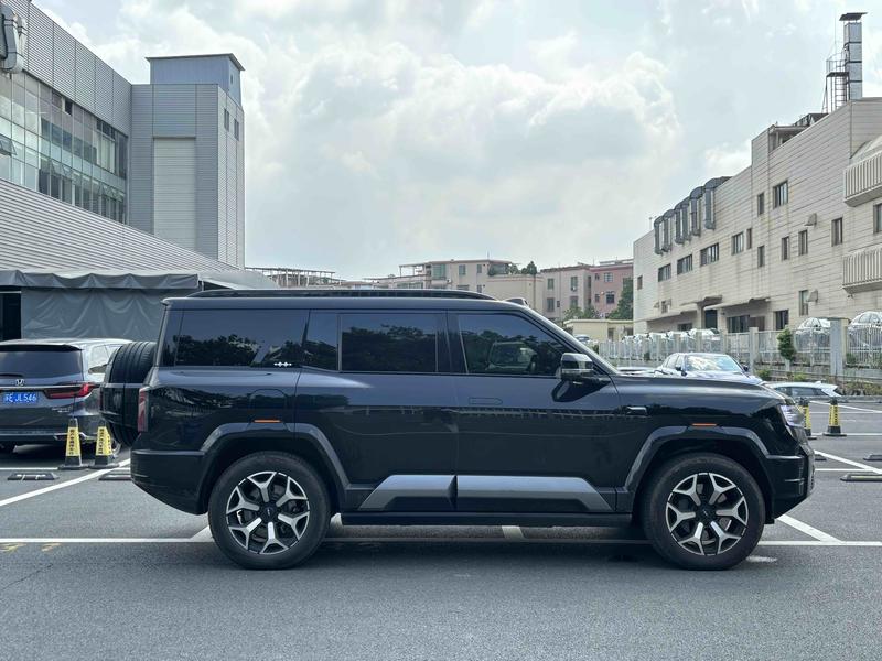 BYD FangChengBao Leopard 8, 2024 — фото 8 из 12