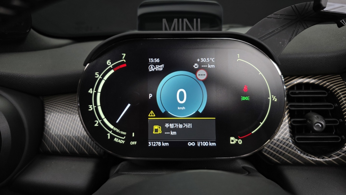 Mini Cooper Convertible, 2023 — фото 7 из 12