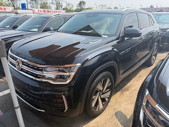 Volkswagen Teramont X, 2025 — купить в Твери под ключ