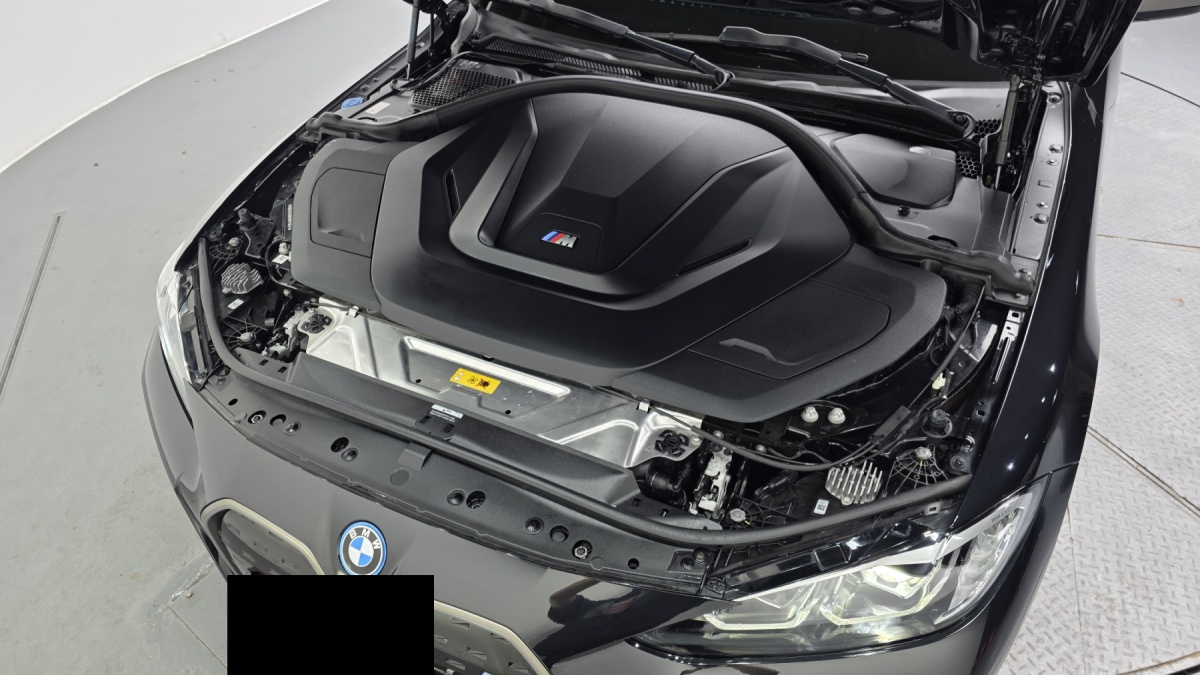 BMW i4, 2023 — фото 6 из 12