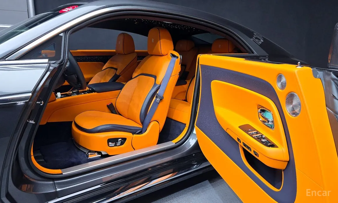 Rolls-Royce Spectre, 2024 — фото 10 из 12