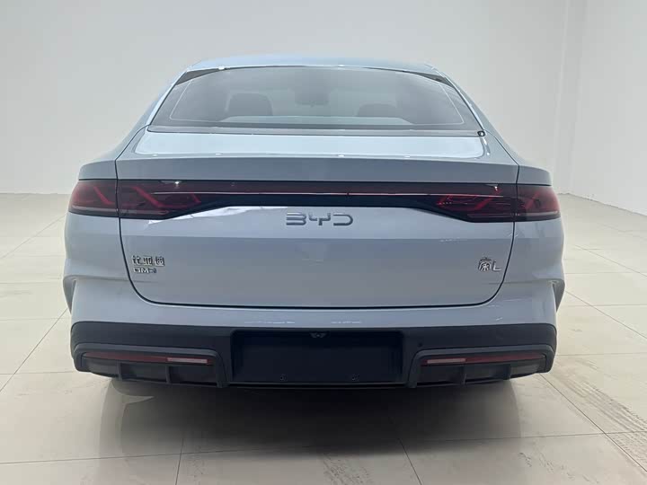 BYD Qin L, 2024 — фото 7 из 9