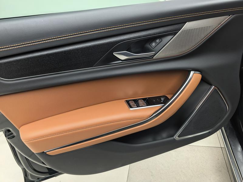 Jaguar XF L, 2022 — фото 8 из 12