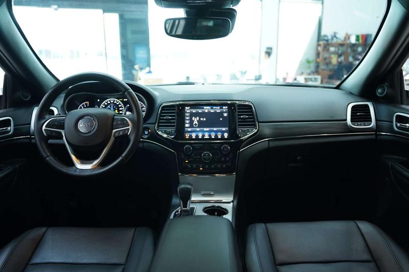 Jeep Grand Cherokee, 2022 — фото 7 из 12