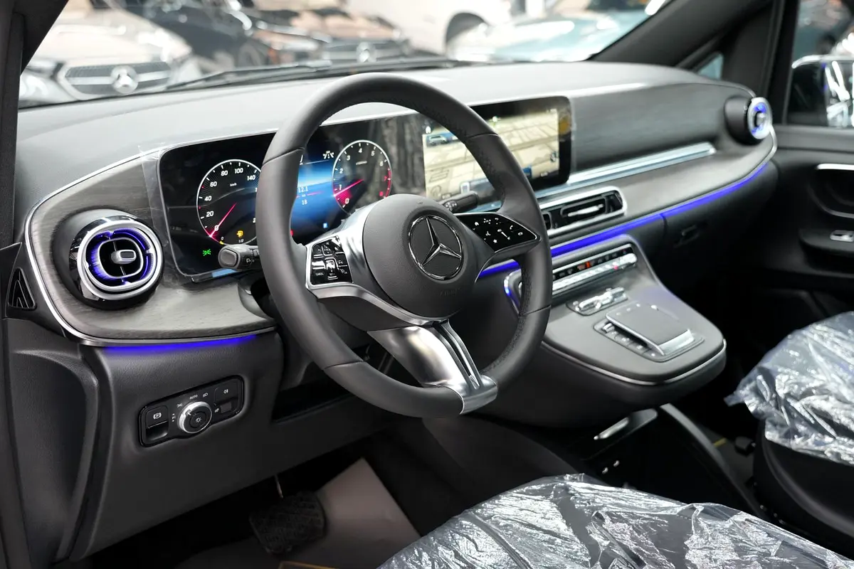 Mercedes-Benz V-Class, 2026 — фото 10 из 10