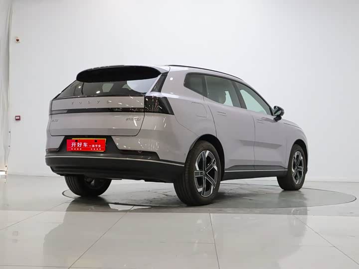 Volvo XC70 Hybrid, 2025 — фото 5 из 9