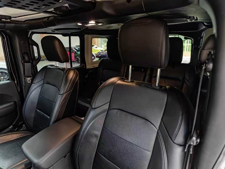 Jeep Wrangler, 2022 — фото 8 из 9