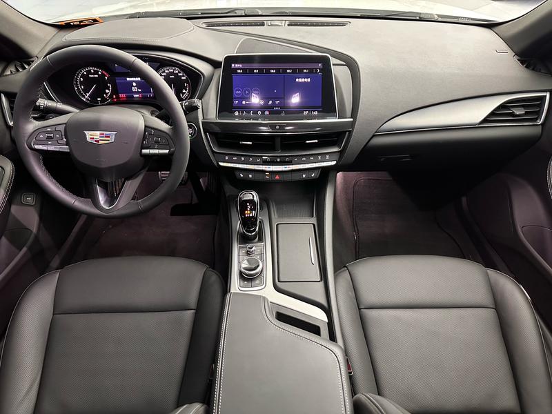 Cadillac CT5, 2022 — фото 4 из 11