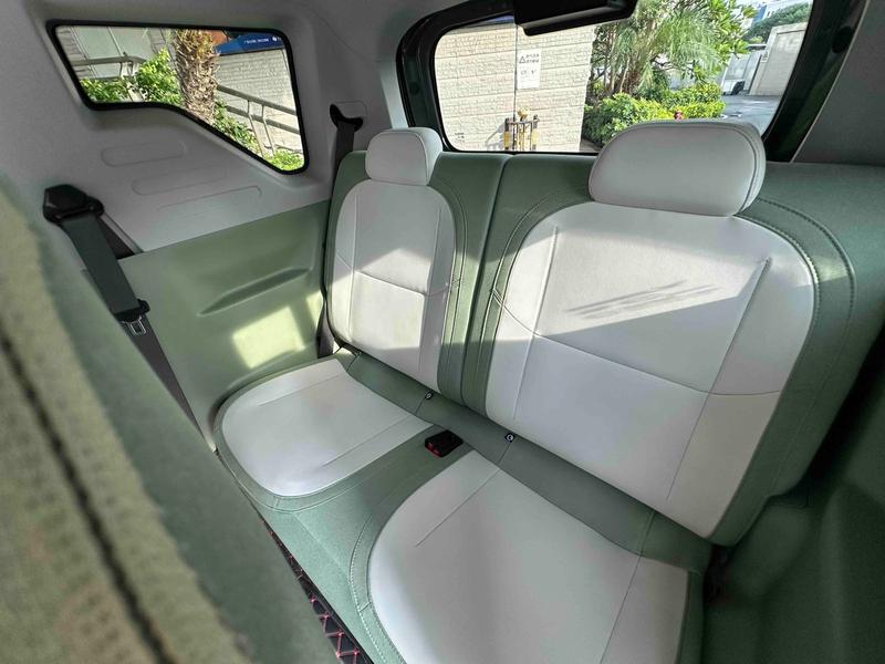 Geely Galaxy Panda Mini, 2025 — фото 11 из 12