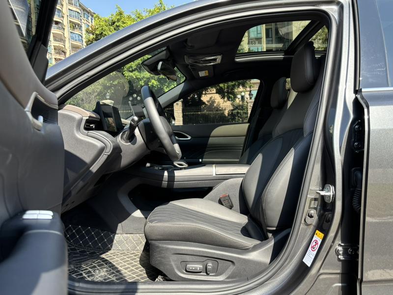 Changan Eado Plus, 2025 — фото 8 из 12