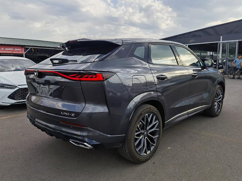 Changan UNI-Z Hybrid, 2024 — фото 6 из 11