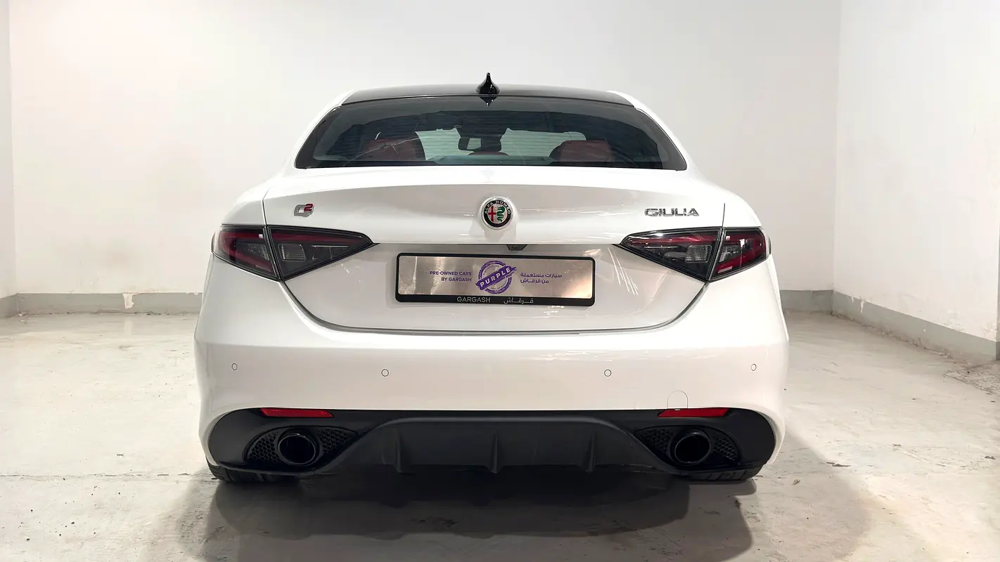Alfa Romeo Giulia, 2024 — фото 6 из 10