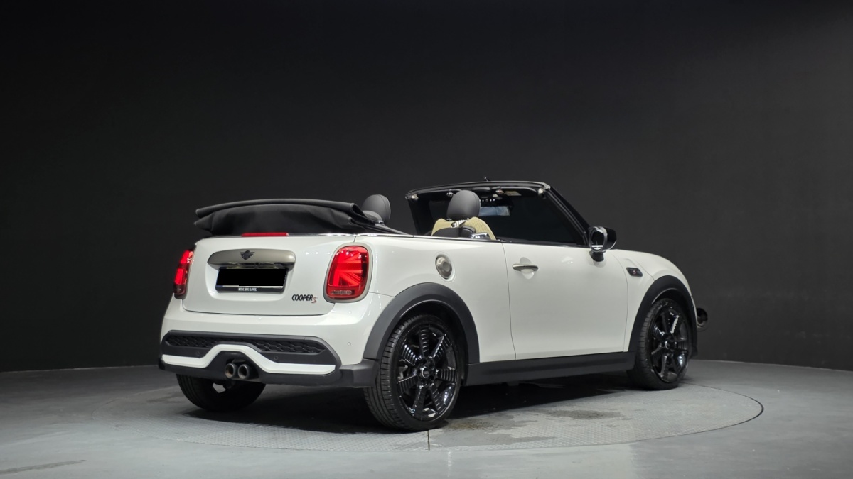 Mini Cooper Convertible, 2023 — фото 2 из 12