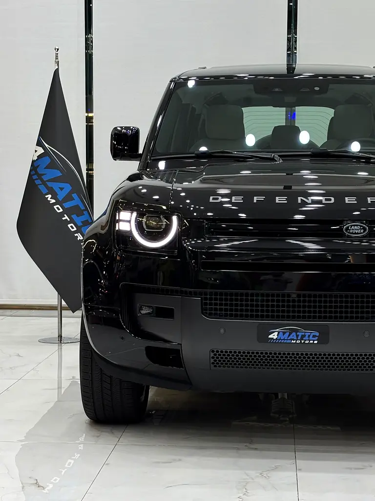 Land Rover Defender, 2026 — фото 2 из 10