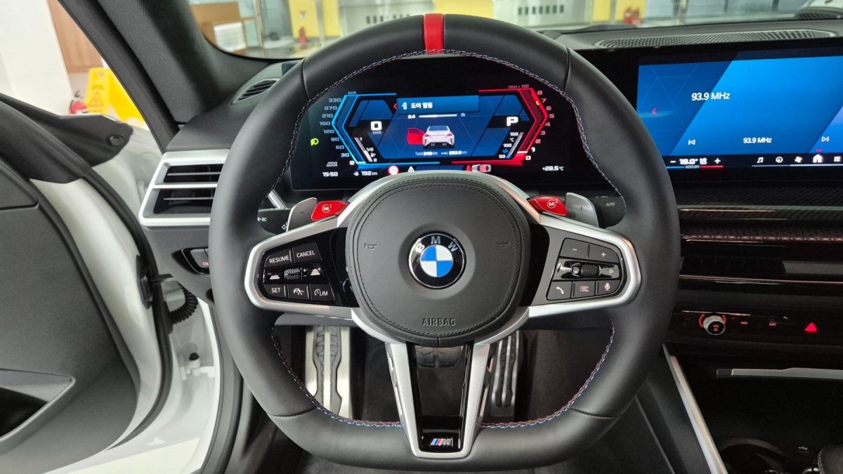 BMW M2, 2025 — фото 12 из 12