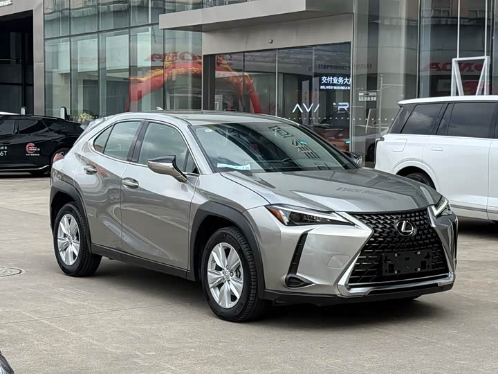 Lexus UX, 2023 — купить в Ульяновске под ключ