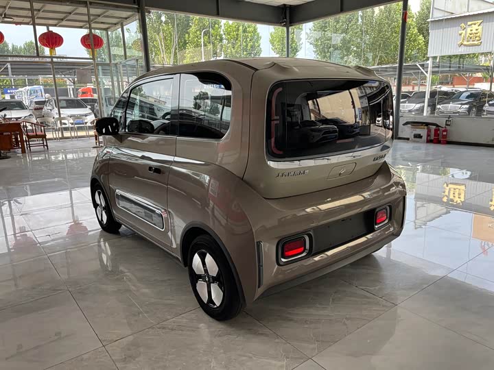 Baojun KiWi EV, 2023 — фото 7 из 9