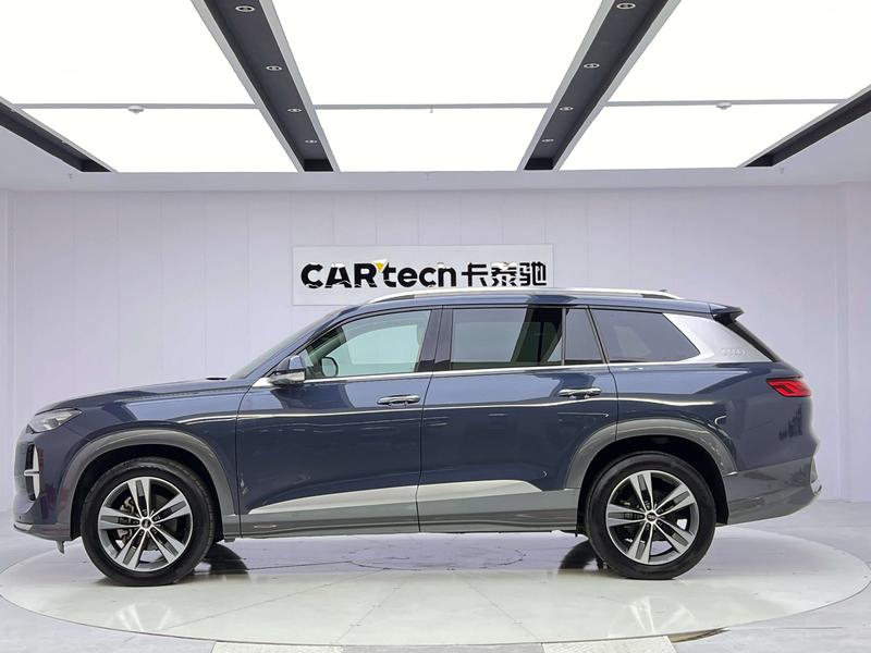 Audi Q6, 2023 — фото 4 из 12