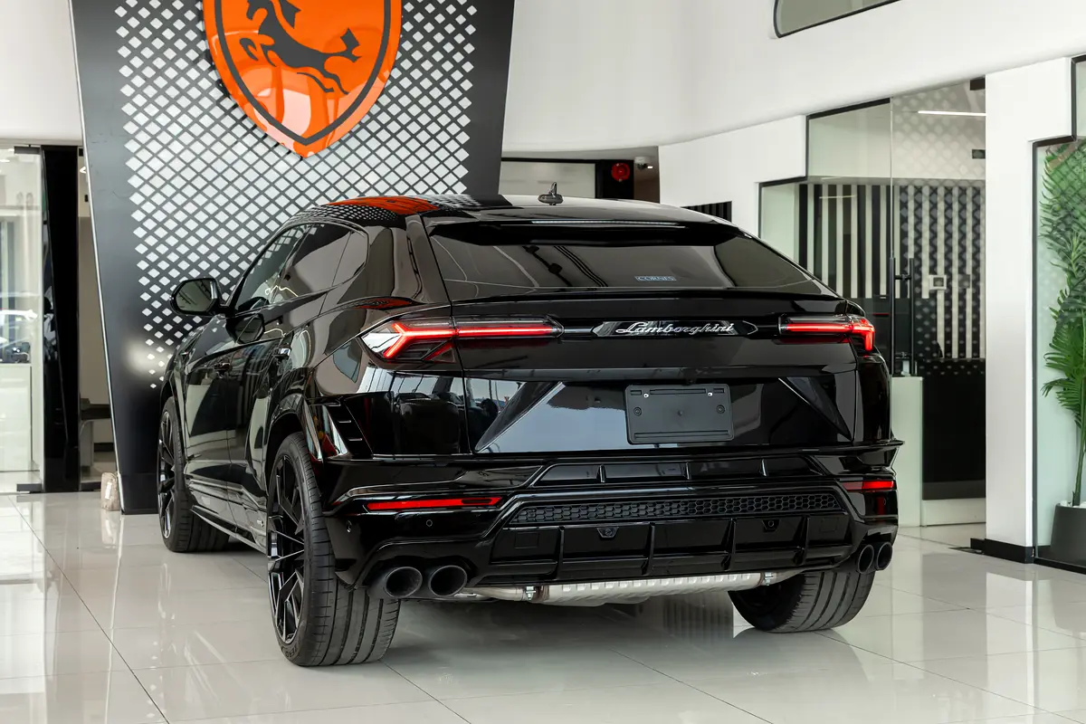Lamborghini Urus, 2024 — фото 6 из 10
