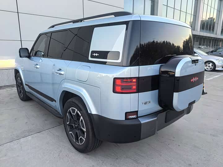 BYD FangChengBao Titanium 7 (Tai 7), 2026 — фото 6 из 7