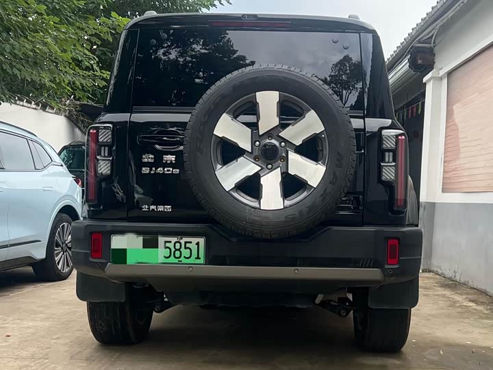 BAIC Beijing BJ40 Hybrid, 2025 — фото 8 из 9