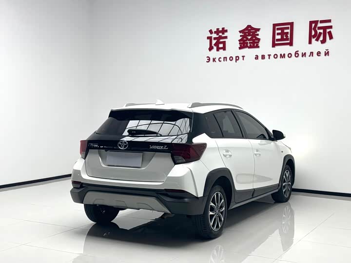 Toyota Yaris L Hatchback, 2022 — фото 3 из 9