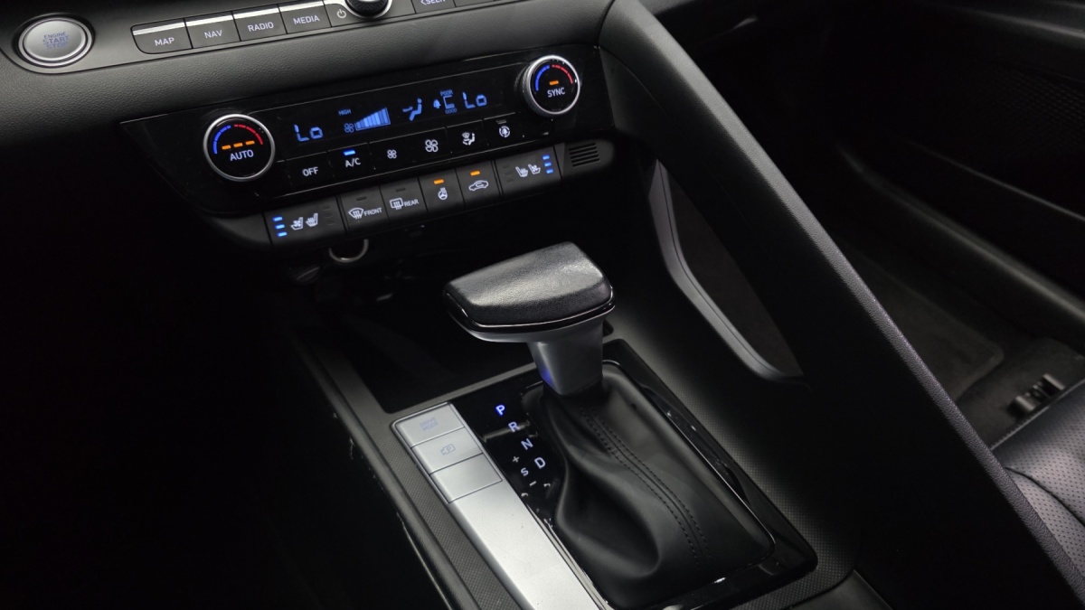 Hyundai Avante, 2022 — фото 8 из 12
