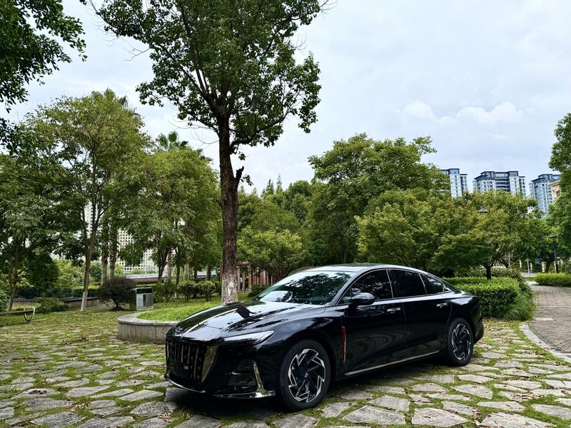 Hongqi H6, 2025 — купить в Саратове под ключ