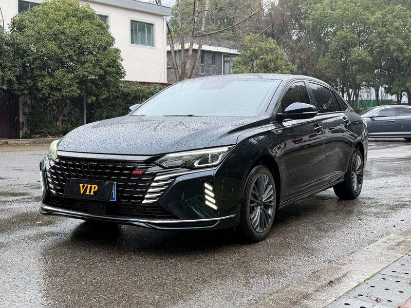 Dongfeng Aeolus Yixuan Max, 2022 — купить в Ульяновске под ключ