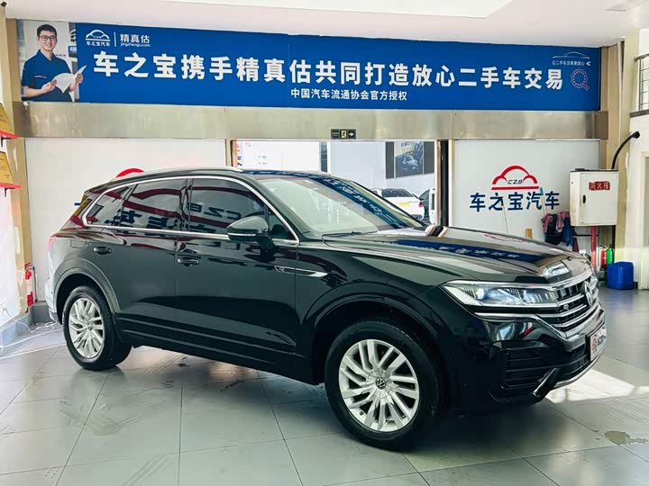 Volkswagen Touareg, 2023 — фото 3 из 9