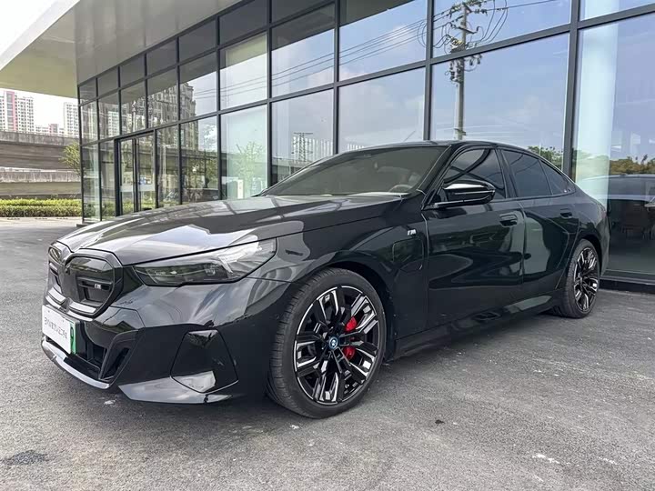 BMW i5, 2026 — купить в Костроме под ключ