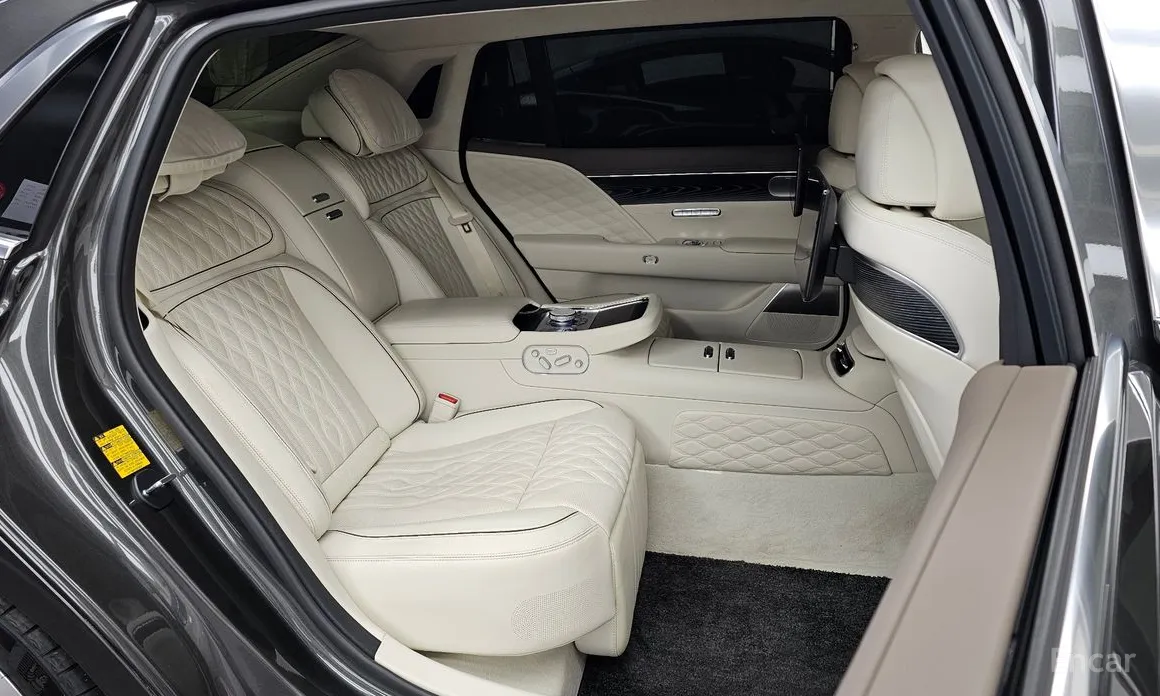 Genesis G90, 2024 — фото 12 из 12
