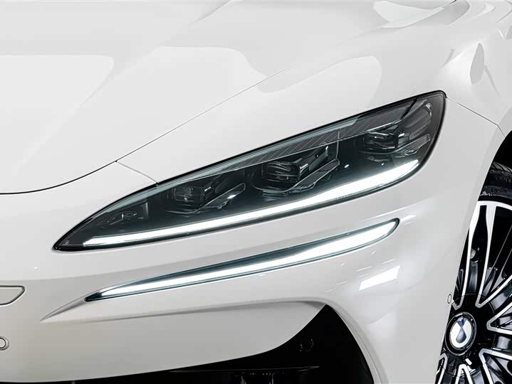 Denza Z9GT, 2025 — фото 4 из 9