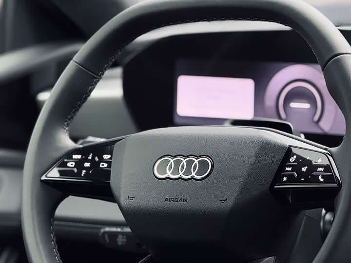 Audi A6L e-tron, 2026 — фото 6 из 9