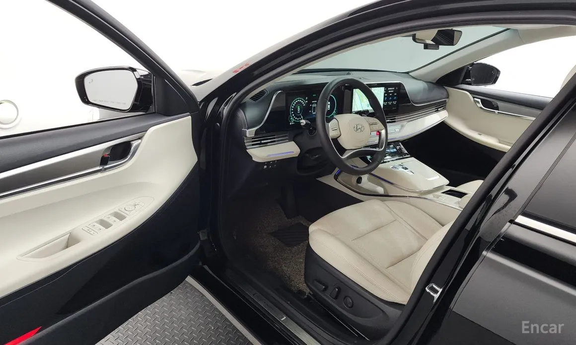 Hyundai Grandeur, 2022 — фото 10 из 12