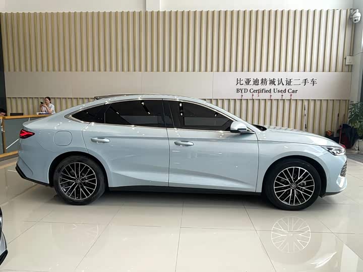 BYD Qin L, 2024 — фото 4 из 9