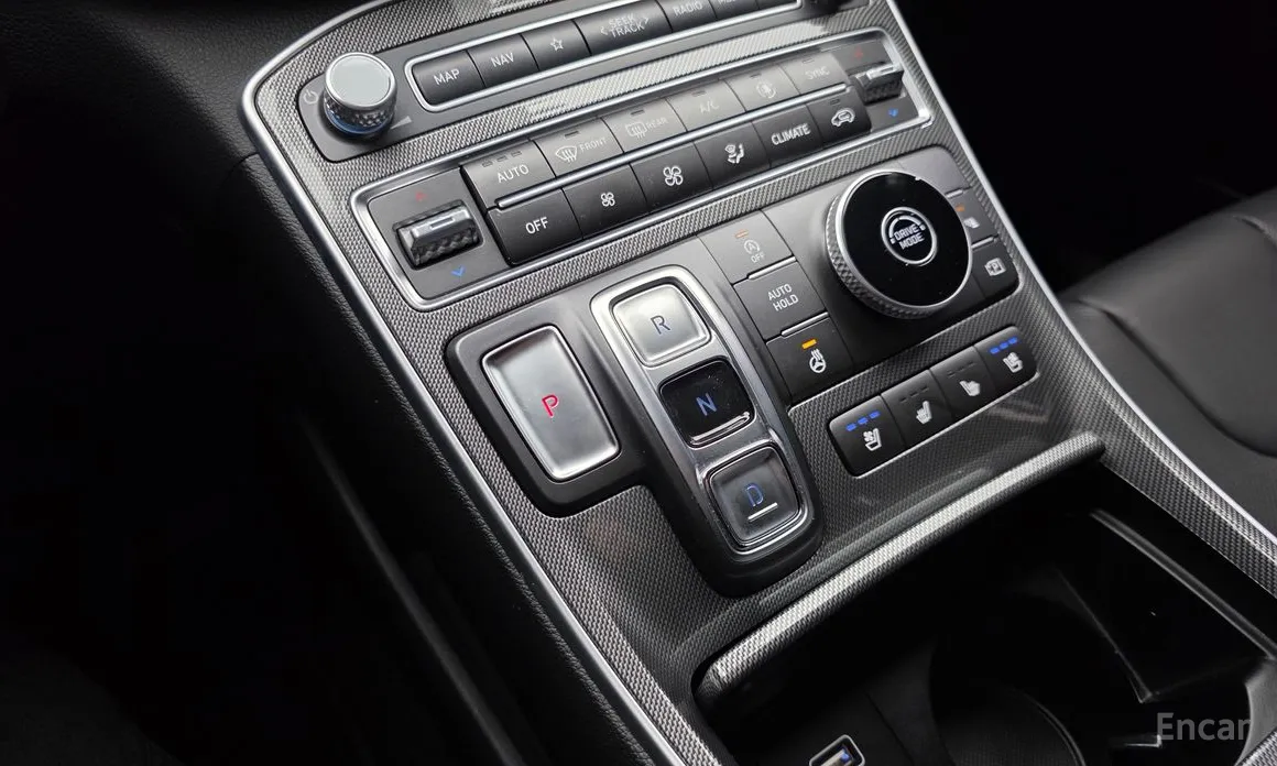 Hyundai Santa Fe, 2022 — фото 9 из 12